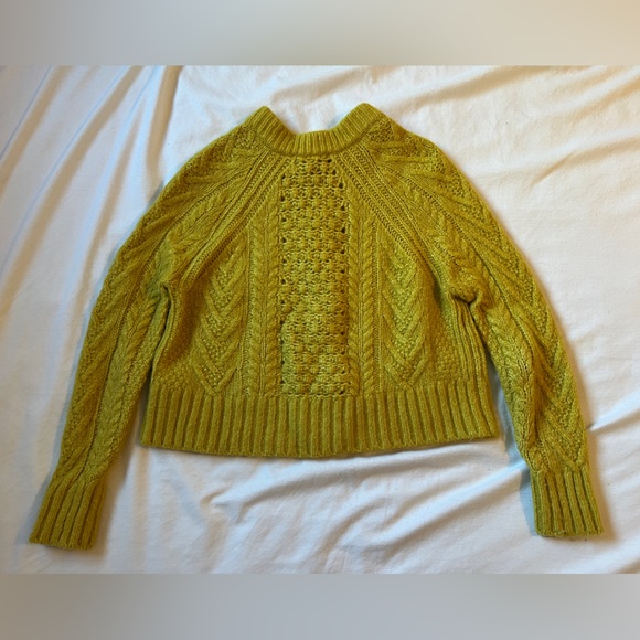 Everlane Alpaca, Merino Wool & Pima Cotton Cable Knit Cardigan - Picture 2 of 9